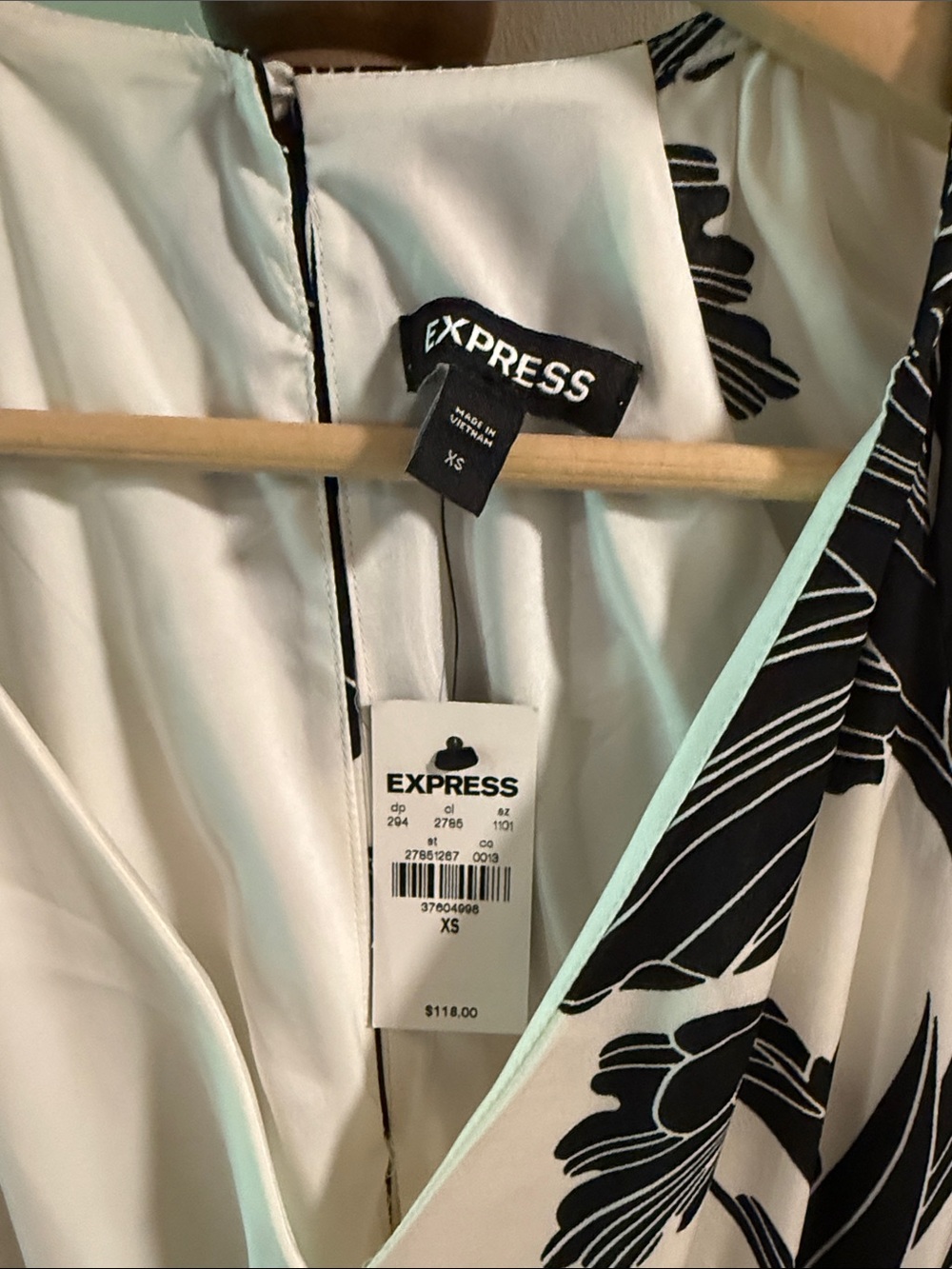 Express Black & White Floral Tiered Maxi Dress - Picture 2 of 3